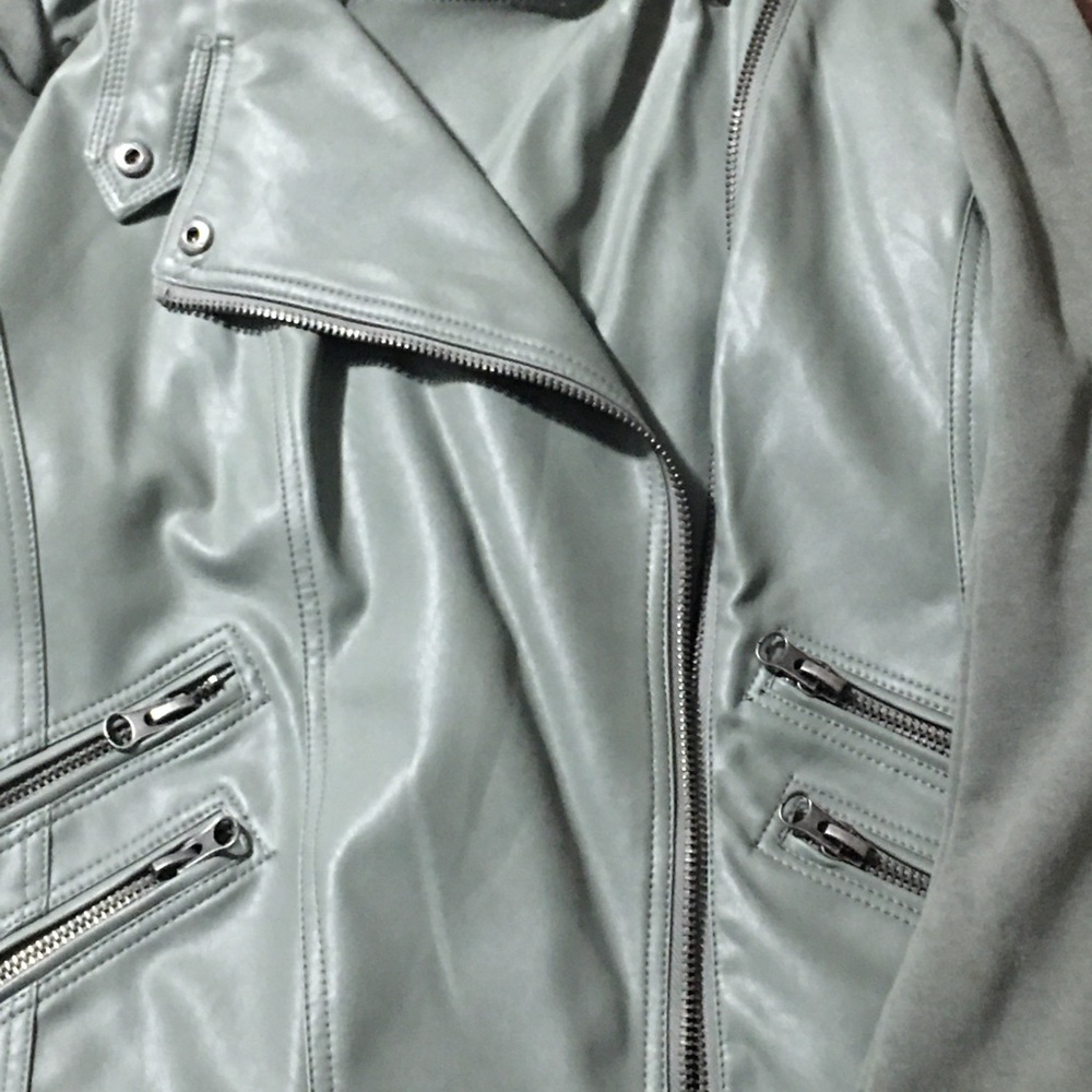 Bloomingdales NWOT aqua brand hooded jacket - Picture 8 of 8